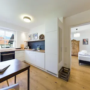 Olympia 9 Apartment